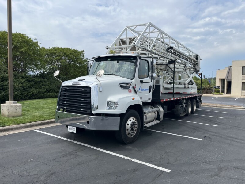 2021 HPT43 mounted on a 2022 White Freightliner 114SD - Image 5